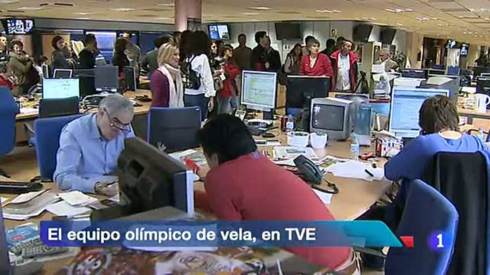 Telediario 1: El equipo olímpico español de vela visita Torrespaña | RTVE Play