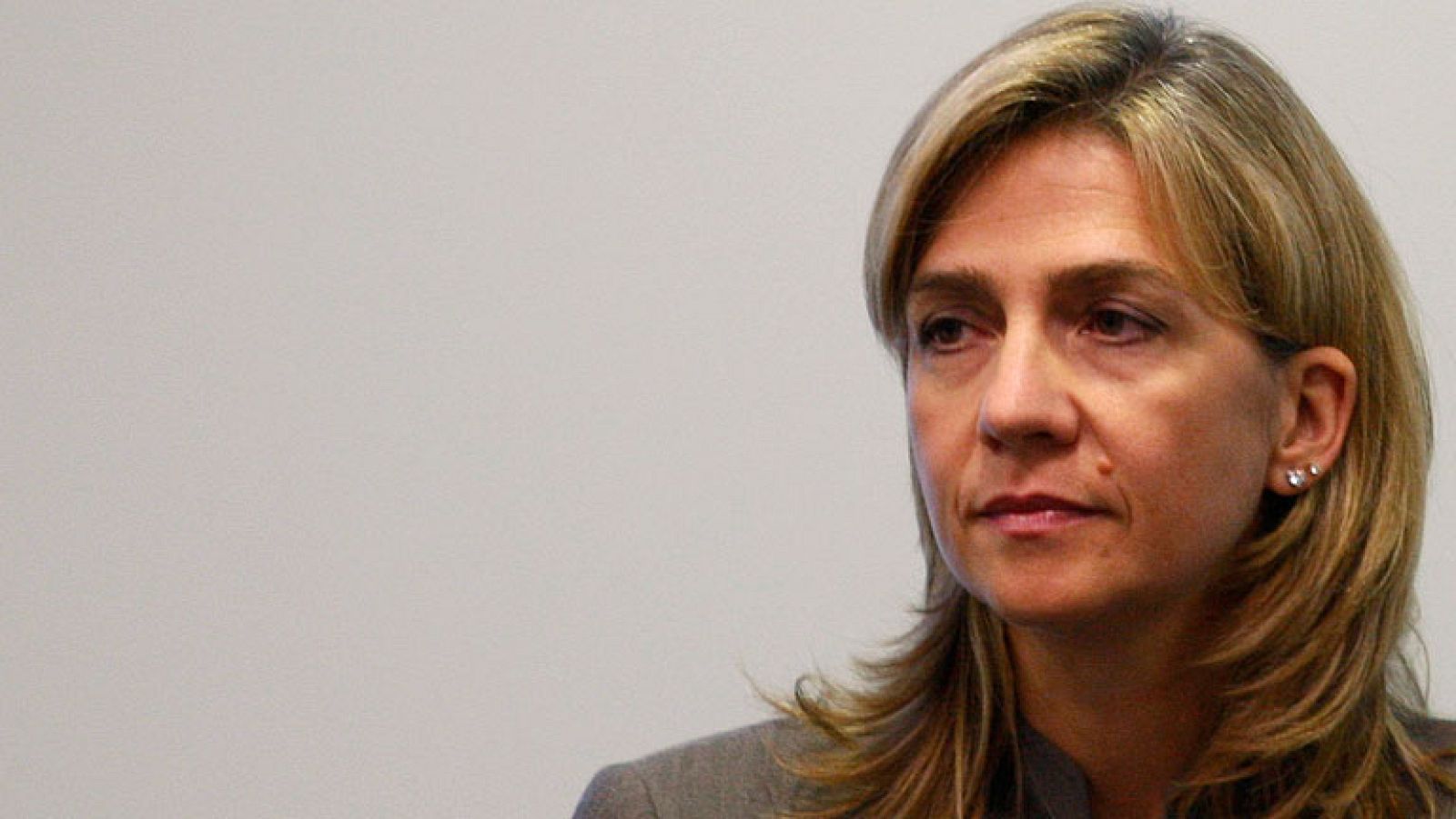 Los abogados prefieren dar explicaciones ante el juez "en aras de la transparencia". Doña Cristina está citada para declarar por el juez Castro el 8 de marzo, imputada por presuntos delitos de fraude fiscal y blanqueo.