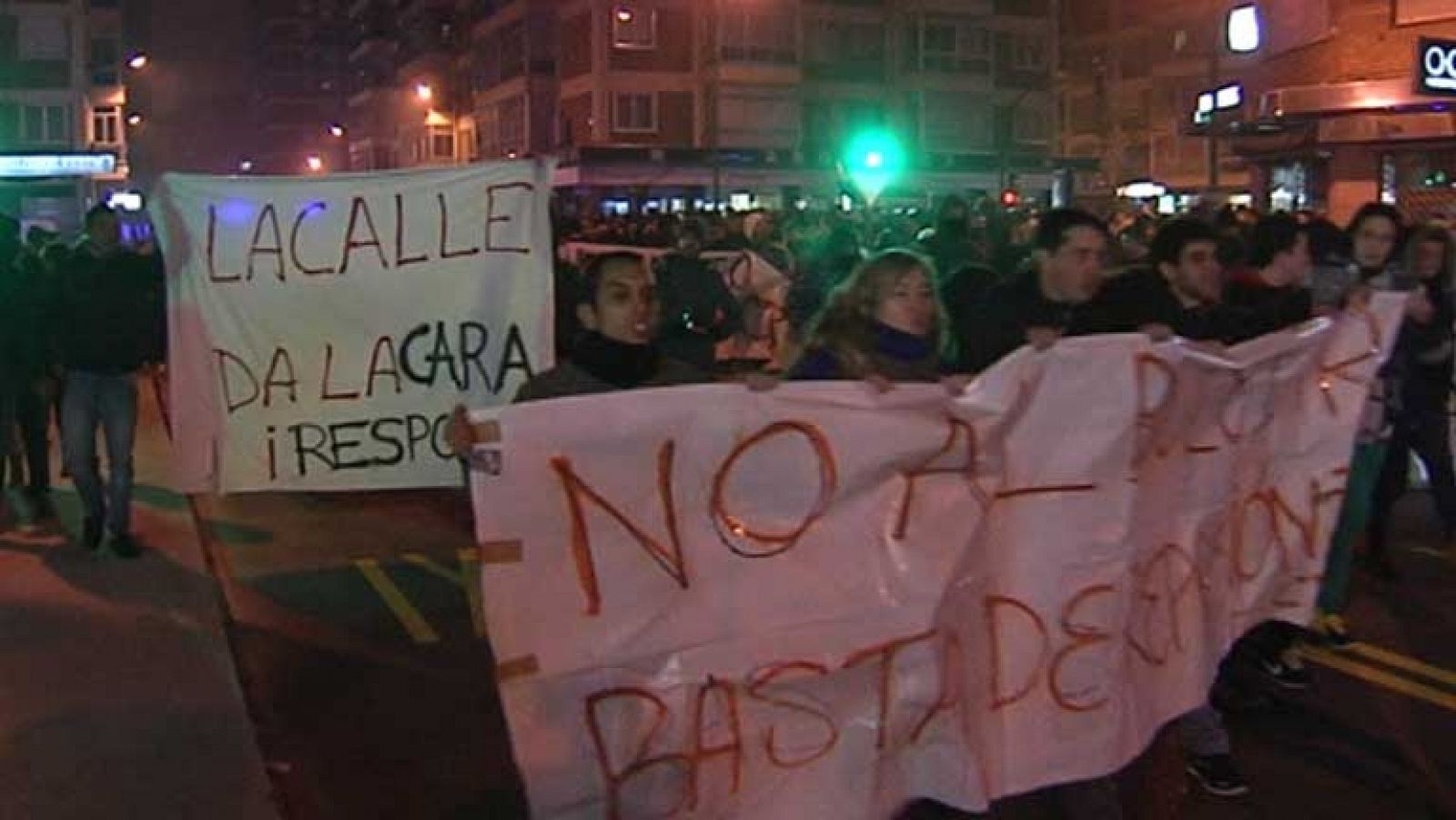Manifestación en Burgos exigiendo la libertad de los detenidos en los incidentes de ayer