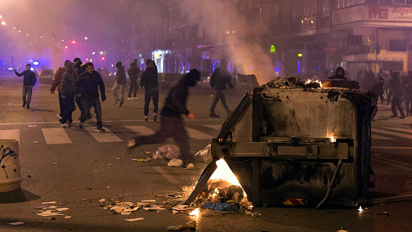 Nueva noche de incidentes en Burgos, con más de 20 detenidos