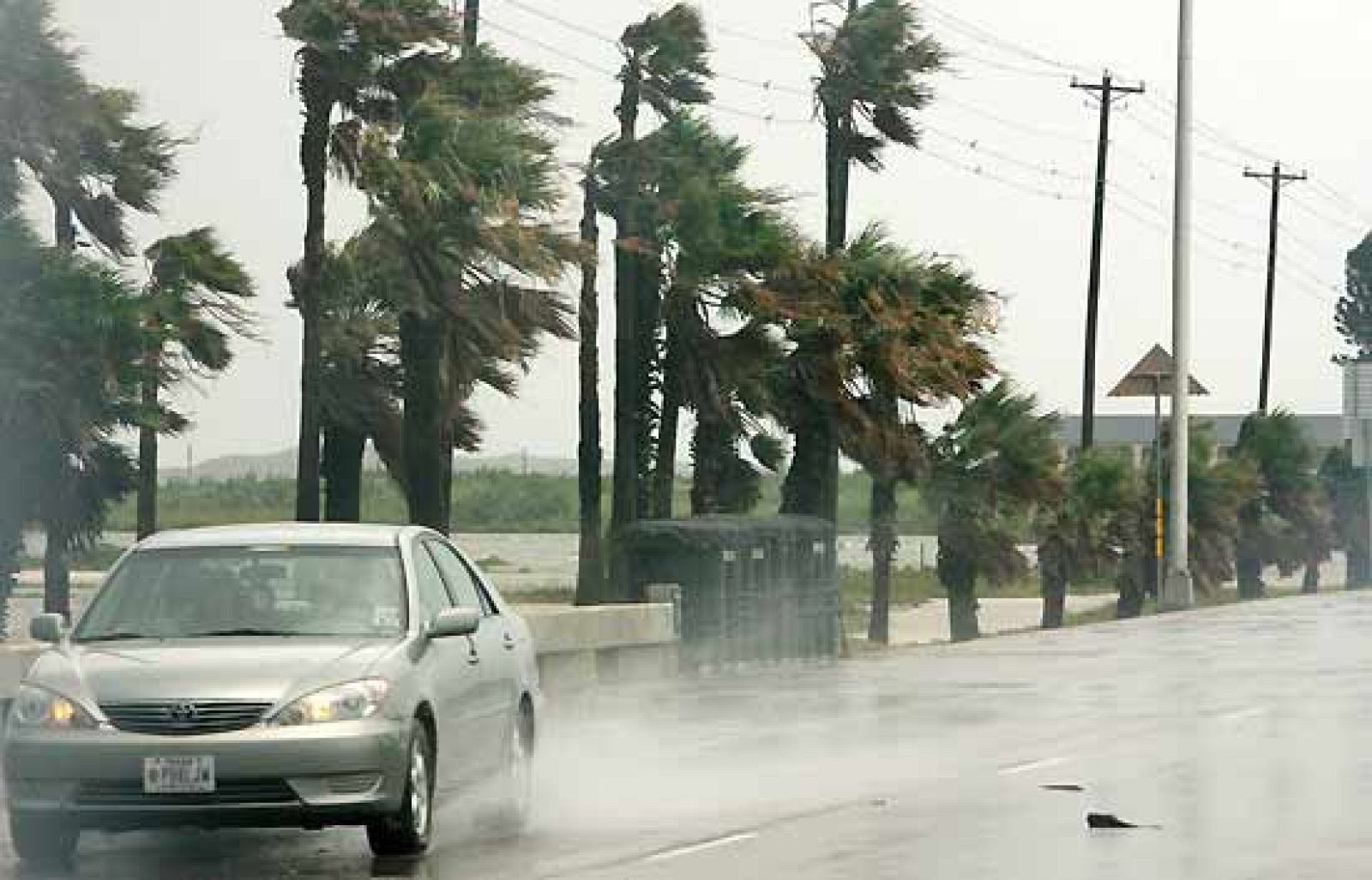 'Dolly' pierde fuerza en tierra | Ver