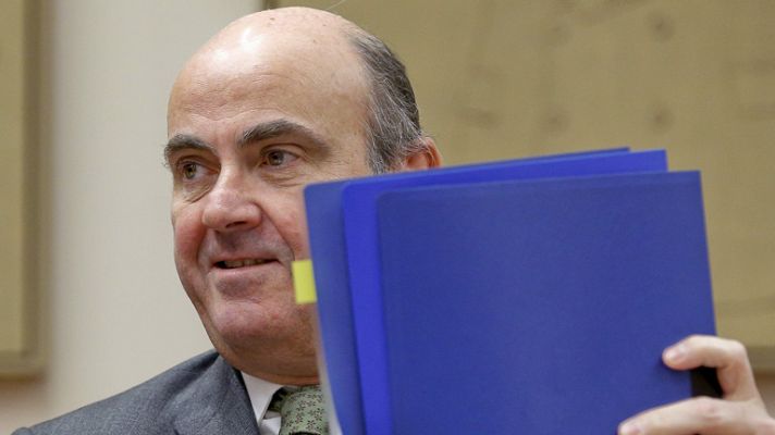 Telediario 1 - De Guindos adelanta que el crecimiento del PIB en el cuarto trimestre de 2013 fue del 0,3%