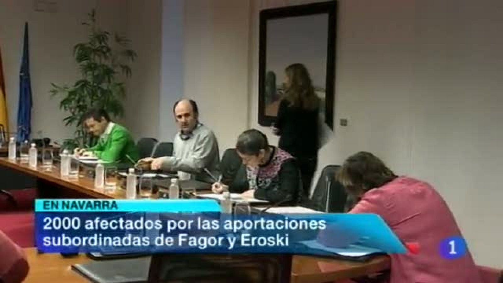  La nieve regresa a Navarra en cotas relativamente bajas. Navarra es una de las comunidades donde la Guardia Civil ha llevado a cabo la operación relisto en la que desarticula una red de contratos de trabajo falsos a cambio de dinero. (14/01/2014)