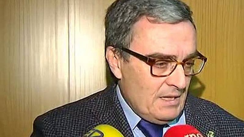 El alcalde de Lleida renunciará a su acta de diputado por el PSC antes del debate sobre la consulta 