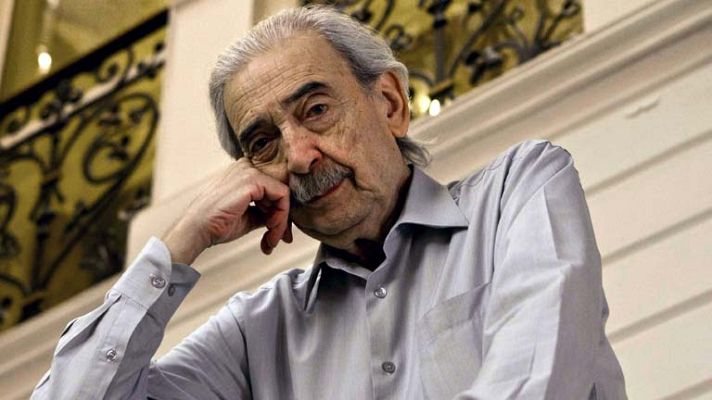 Telediario 1 - Fallecimiento del poeta Juan Gelman