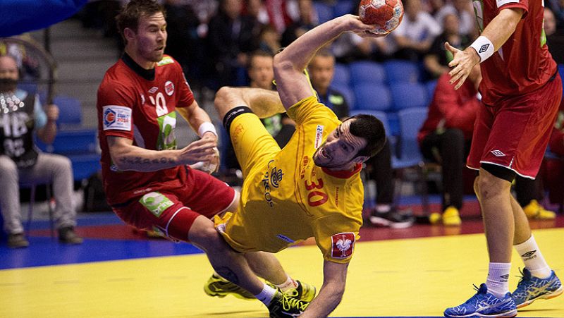 España se concentra para ganar a Islandia