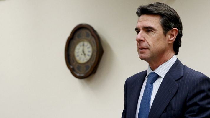 Telediario 1 - Soria insiste en que la CNMC actuó de oficio y sin presiones del Gobierno para invalidar la subasta de la luz