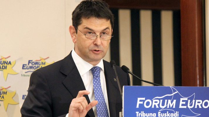 Telediario 1 - Dimisión presidente CMondragón