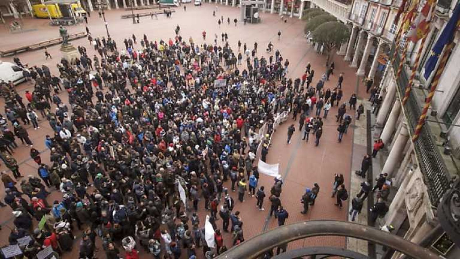 La tarde en 24 horas - Bloque 19 h. - 17/01/14 - Ver ahora