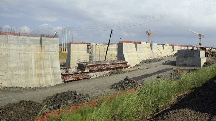 Telediario 1 - ¿Son inevitables los sobrecostes en las grandes infraestructuras?