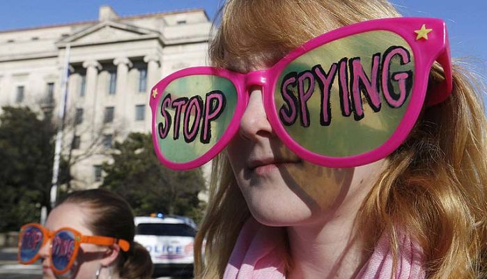 Telediario 1 - Obama habla sobre el espionaje