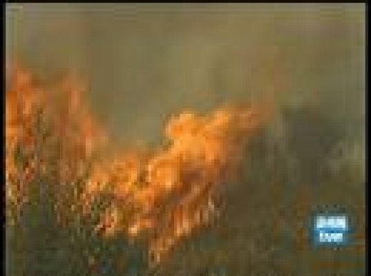  - El fuego azota la isla de Rodas