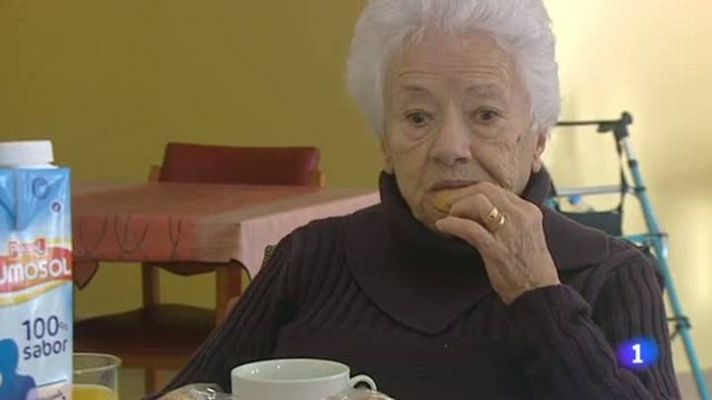 L'Informatiu - Iniciativa "Compartint taula" per garantir un àpat al dia als avis