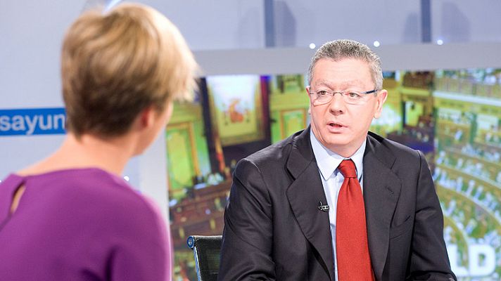 Los desayunos - Gallardón explica que "ningún tratado internacional recoge el aborto como un derecho"