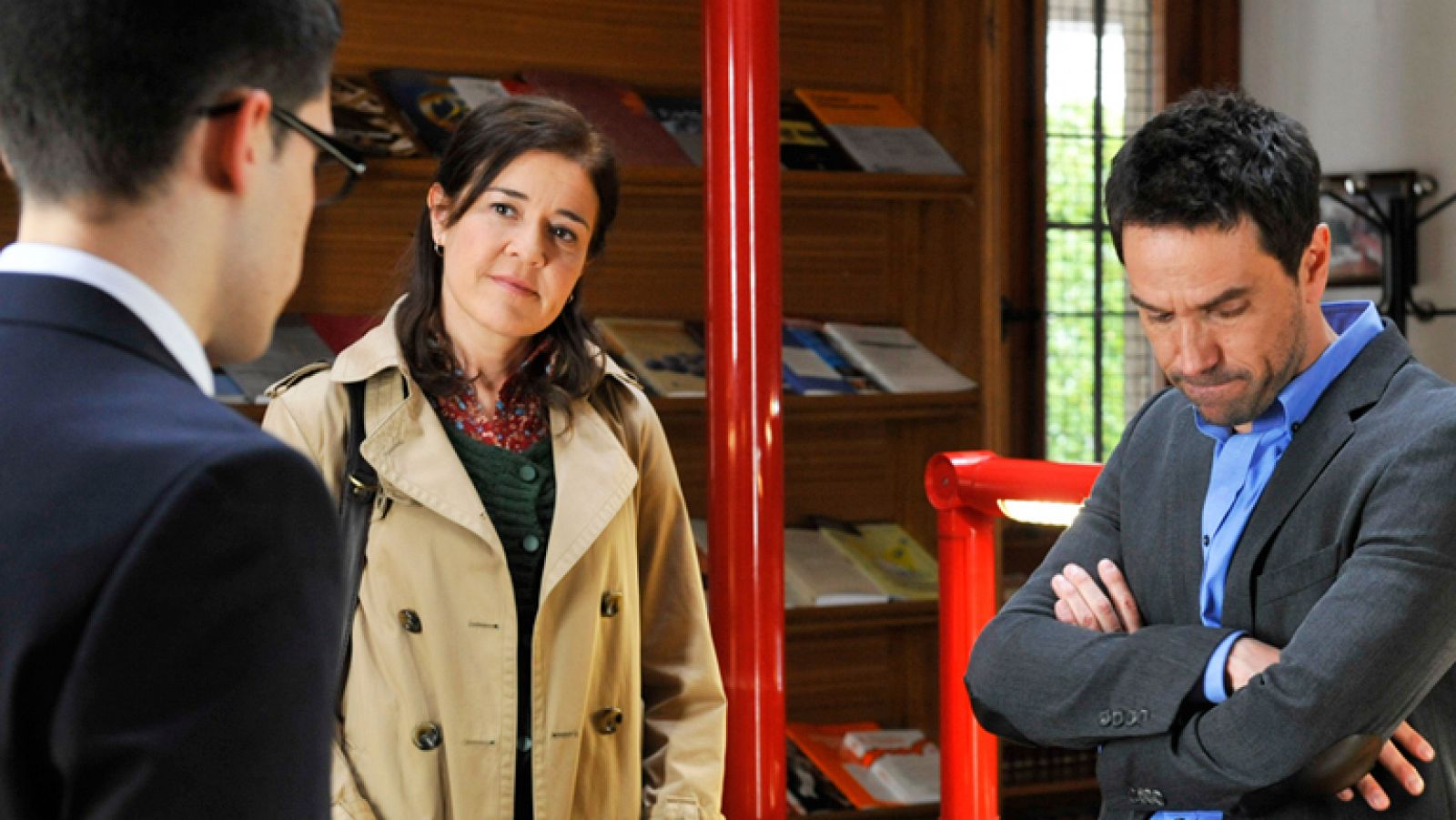 Los misterios de Laura - El resumen del capítulo 27 - Los misterios de Laura | Ver