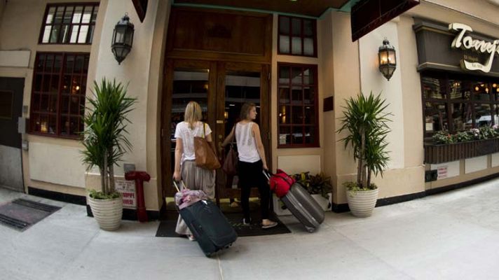 Telediario 1 - Datos turismo en España