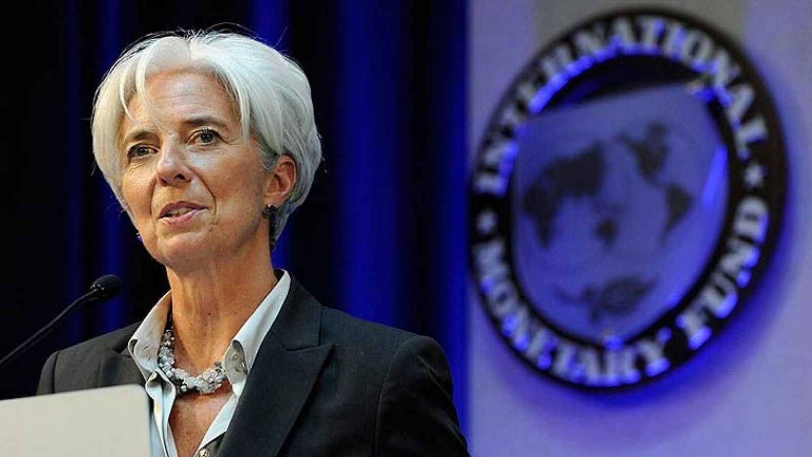 Telediario 1: El FMI mejora sus previsiones para España y la zona euro, pero avisa del riesgo deflacionario | RTVE Play