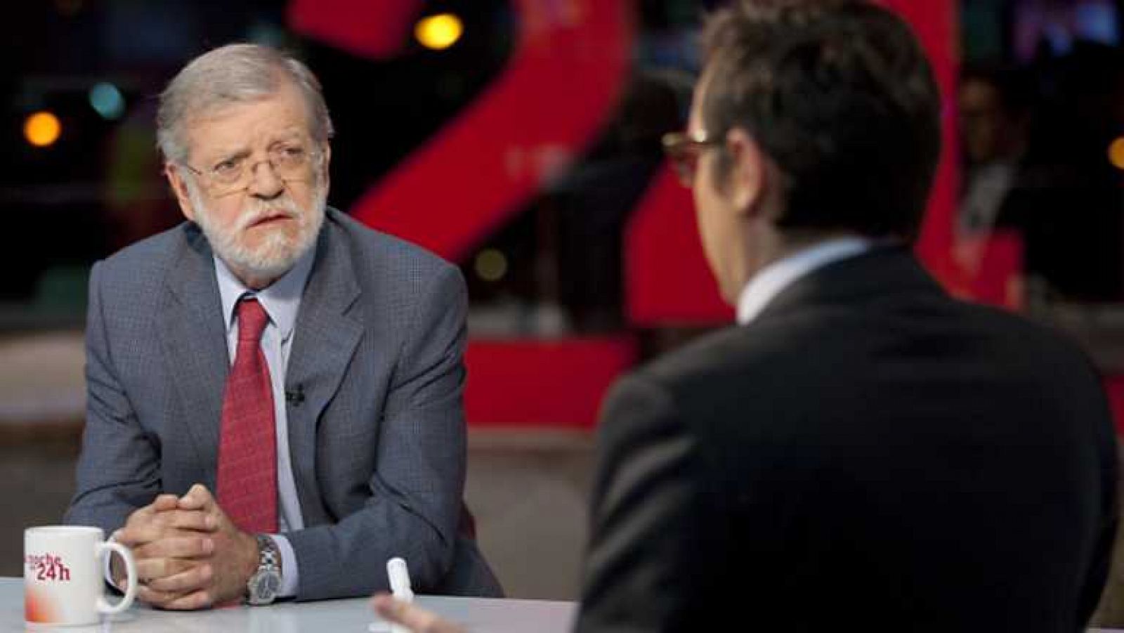 La noche en 24h: La noche en 24 horas - 21/01/14 | RTVE Play