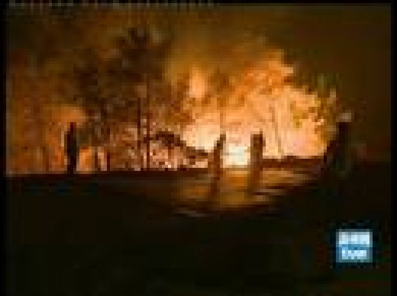 Cinco días de lucha contra el fuego en Rodas | Ver