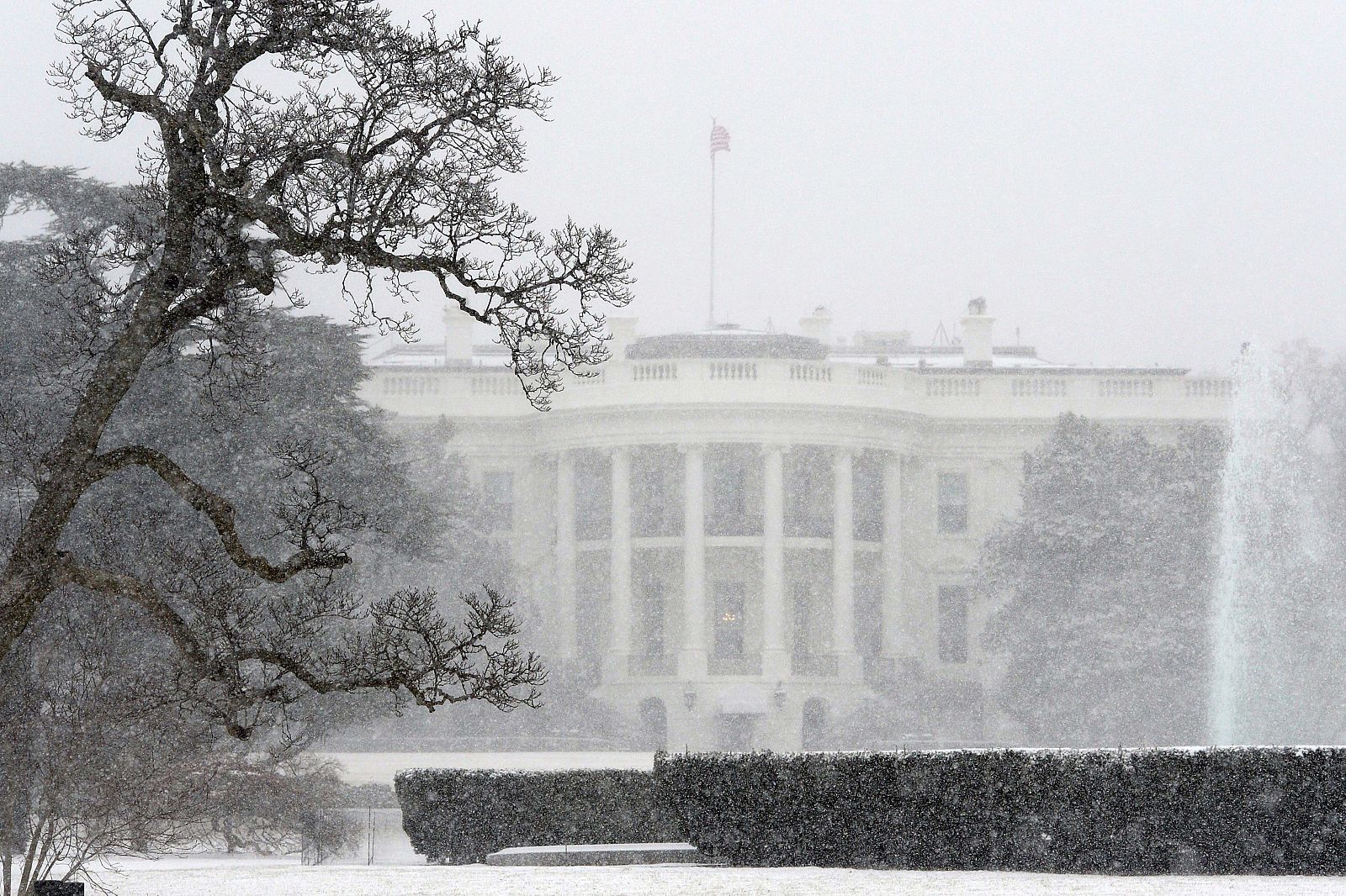 El temporal de nieve azota la costa oeste de Estados Unidos 