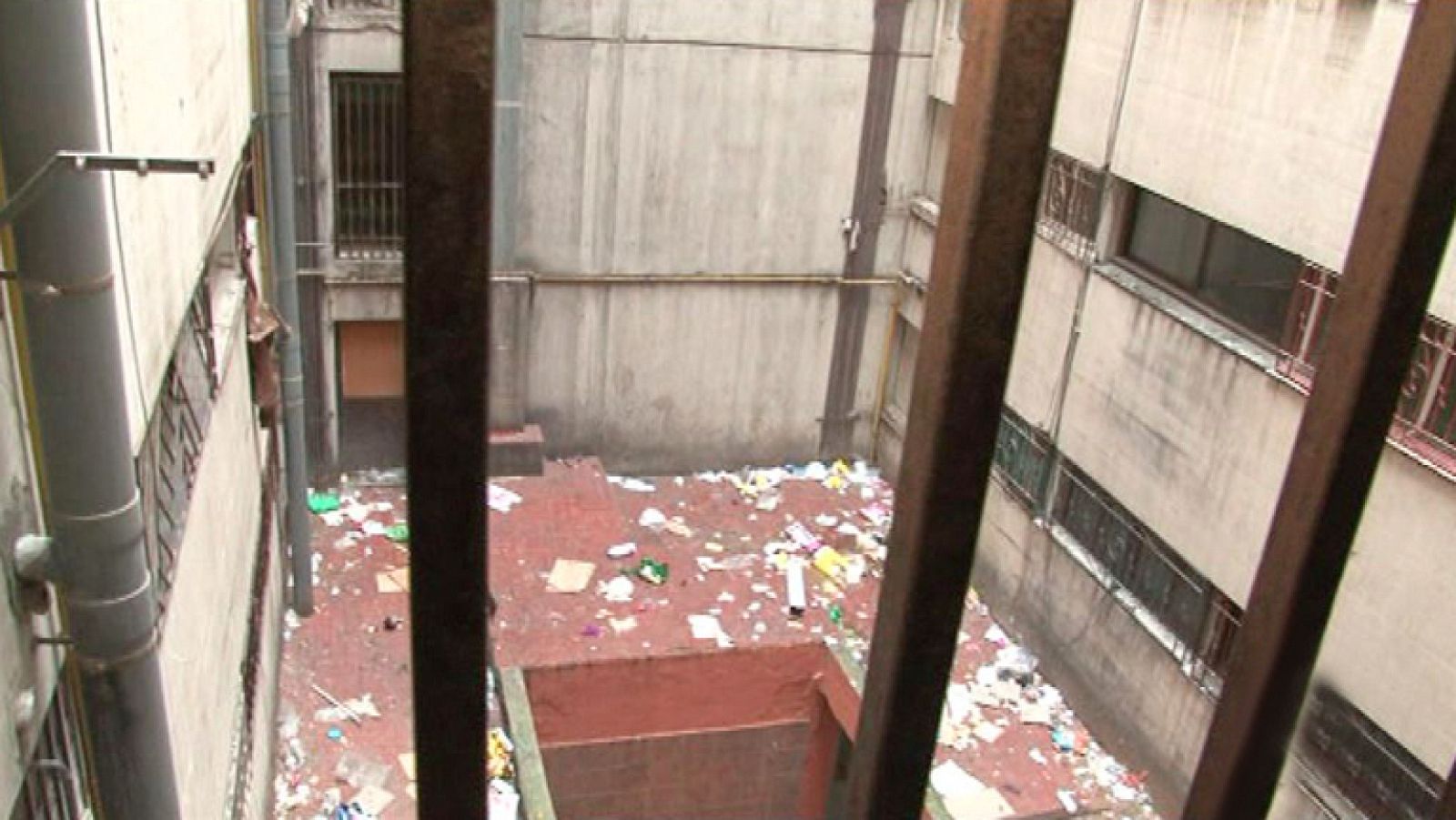 Comando Actualidad - El realojo de las familias del edificio Venus