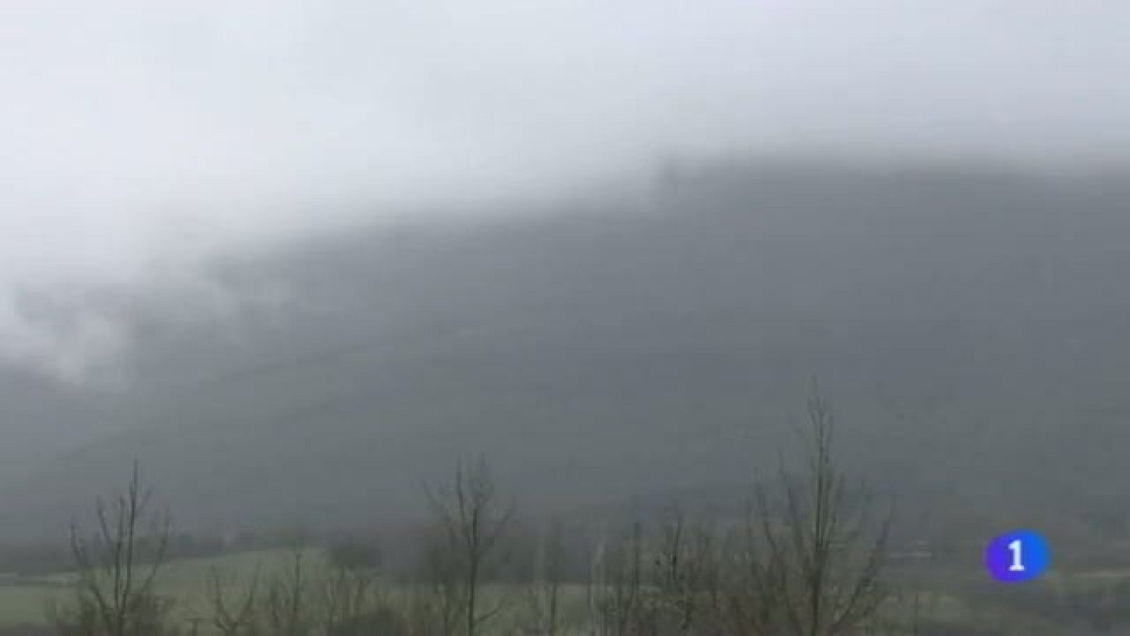   Alerta amarilla por lluvias en la vertiente cantábrica y por nieve en el pirineo. Navarra vive su día grande en Fitur con al presentación oficial a la que acude Barcina. Dos personas fallecen en accidente de tráfico en Bera. Raoul Loé viaja mañana a Londres para negociar con el West Ham inglés. - 24/01/2013