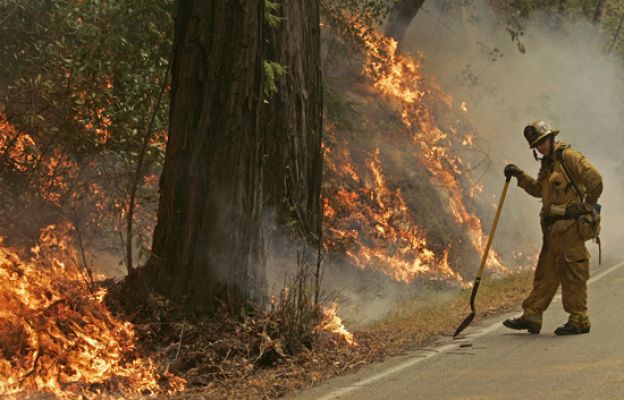  - Fuertes incendios en California