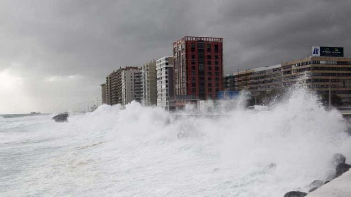 El tiempo - Algunas nubes medias y altas en el área mediterránea