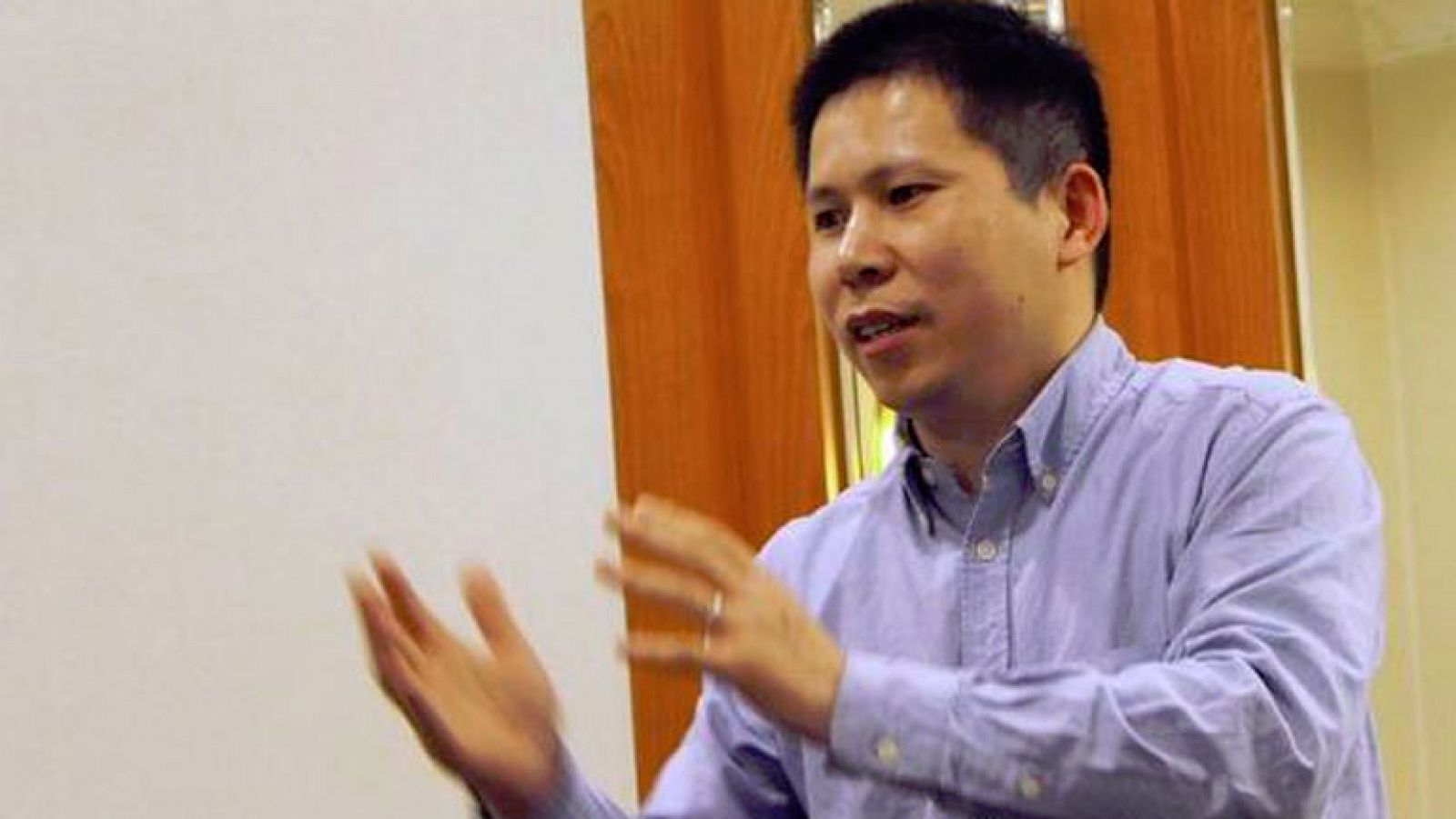 China condena al activista Xu Zhiyong a cuatro años de prisión por "alteración del orden público".