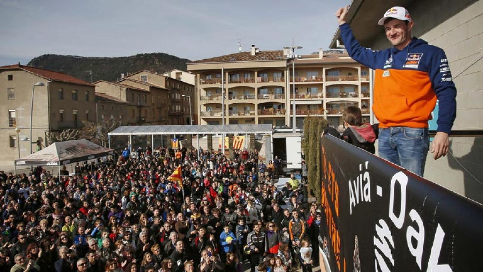 Telediario 1: Coma, homenajeado en su pueblo natal | RTVE Play