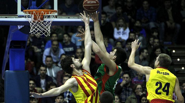 Baloncesto en RTVE - Cajasol 57 - Barcelona 62