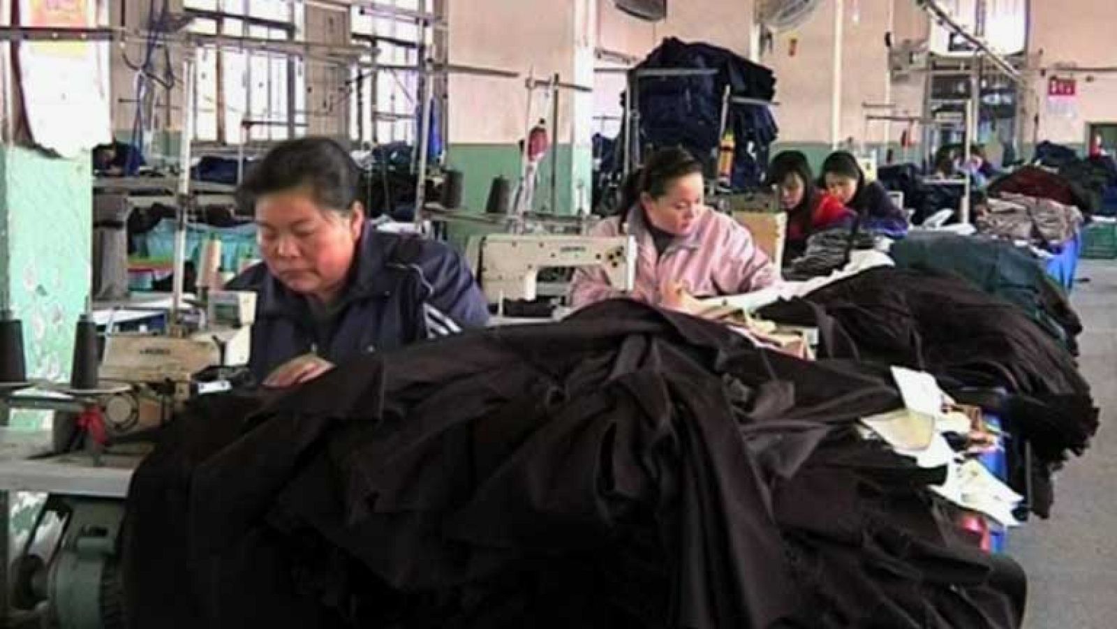 China le quita el título a Estados Unidos como primera potencia comercial del mundo