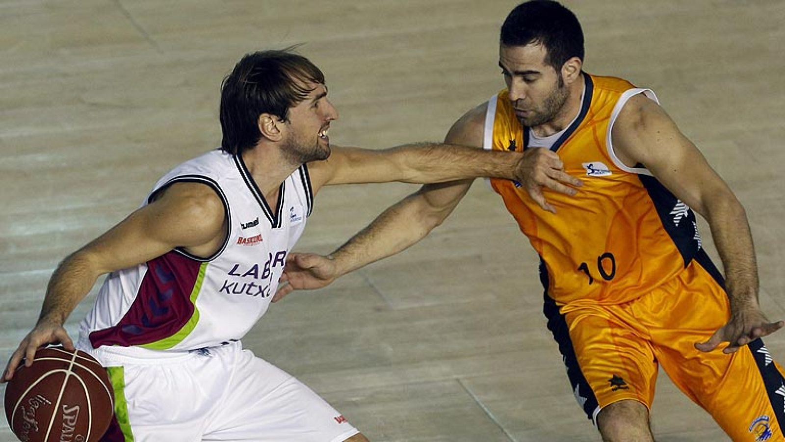 Fuenlabrada 74 - Laboral Kutxa 73