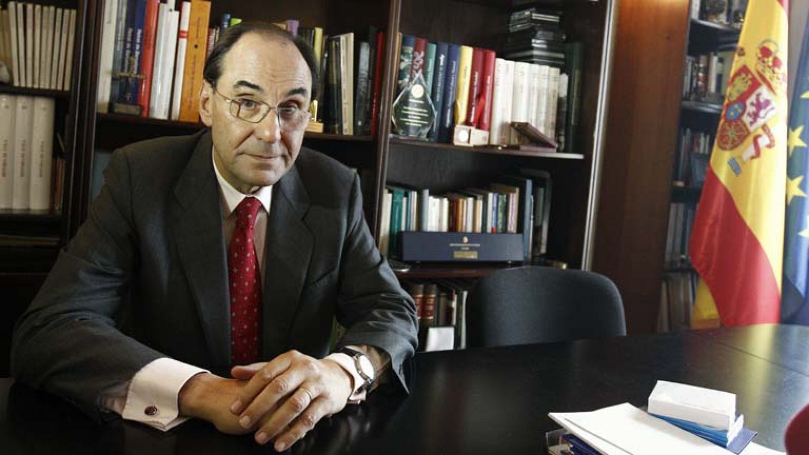 Alejo Vidal Quadras se marcha a Vox y se despide de los militantes del PP con un vídeo 