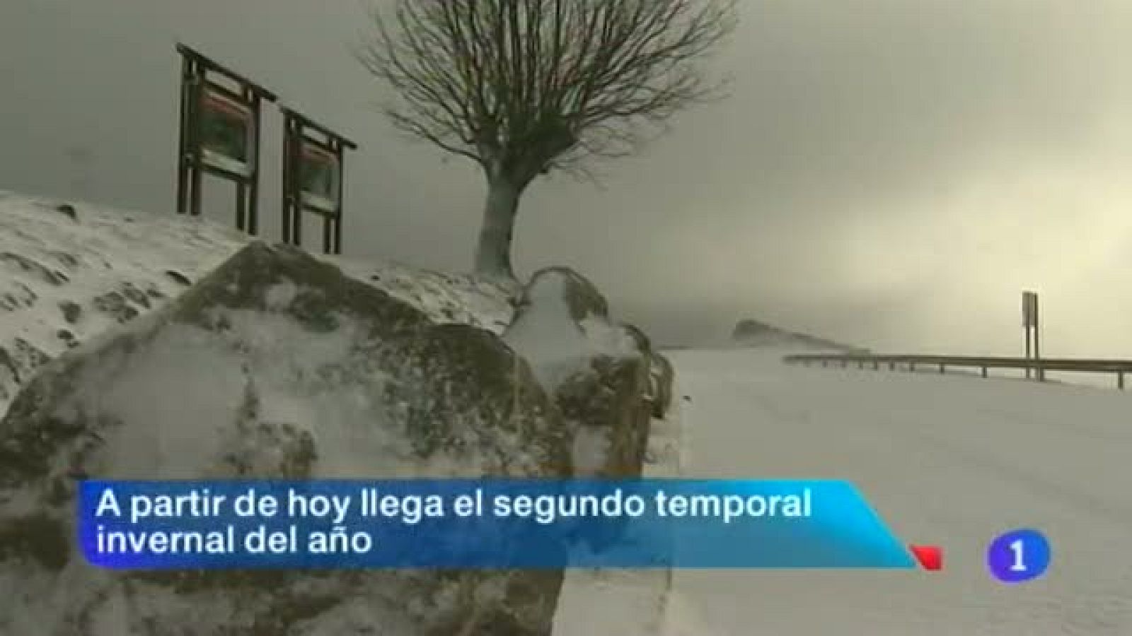   Hoy se aproxima a Navarra un nuevo temporal invernal. El Ebro se estabiliza en Castejón. La Presidenta y la Consejera Goicoechea compareceran ante el Parlamento por los cambios en el Departamento  económico. Derrota dolorosa en el Sadar. (27/01/2014)