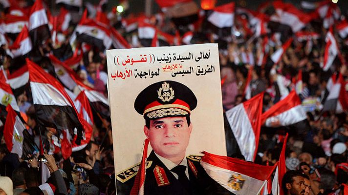 El Ejército egipcio permite a Al Sisi concurrir a las elecciones presidenciales
