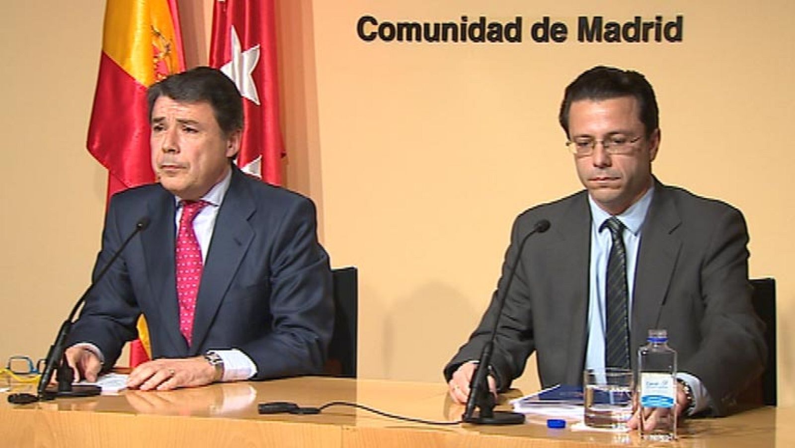 González paraliza la privatización de la gestión sanitaria de seis hospitales de Madrid