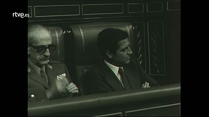 Fue noticia en el Archivo de RTVE - No-Do: El proyecto de Ley para la Reforma Política (1977)