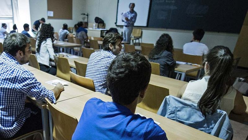 Cinco comunidades autónomas se unen para rechazar la reforma educativa 