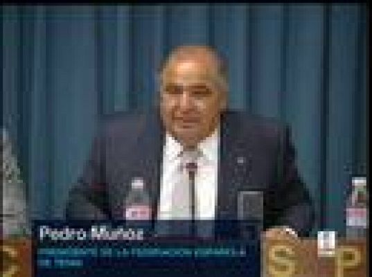  - Muñoz deja la presidencia