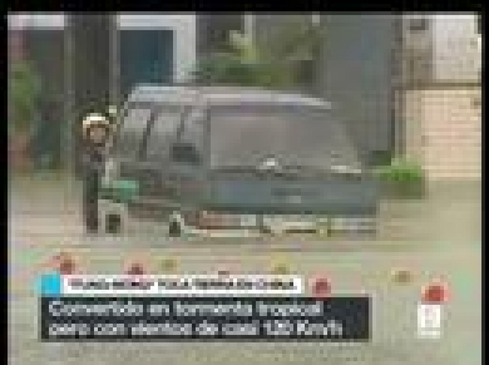 El tifón Fung-Wong se convierte en tormenta tropical | Ver