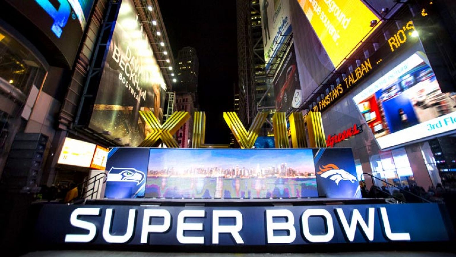 Telediario 1: La Superbowl transforma la ciudad de Nueva York | RTVE Play