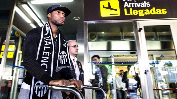 Telediario 1 - El Valencia anima las últimas horas del mercado de fichajes invernal