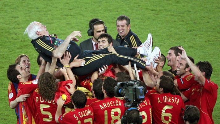 Telediario 1 - Luis Aragonés muere a los 75 años por culpa de una leucemia