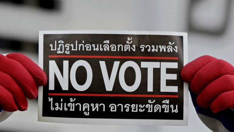 Votación en Tailandia en unas elecciones condenadas desde el principio
