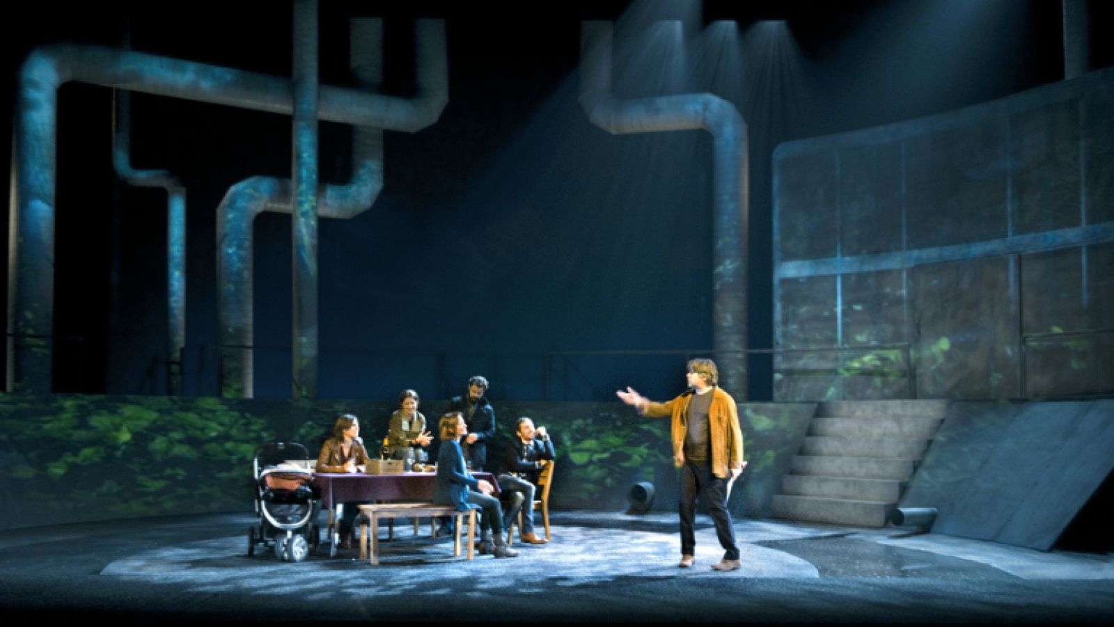 Atención obras: Miguel del Arco adapta a Ibsen | RTVE Play