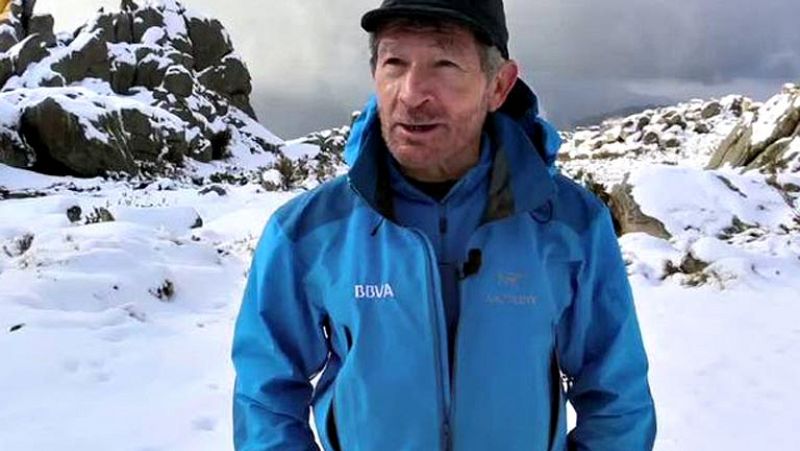 RTVE.es sube con Carlos Soria al pico Yelmo para que el veterano alpinista cuente los detalles de la preparación para su próxima expedición al Kanchenjunga. 