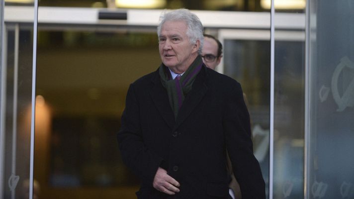 Telediario 1 - Comienza en Irlanda el mayor juicio de su historia, que encausa a exdirectivos del Anglo Irish Bank