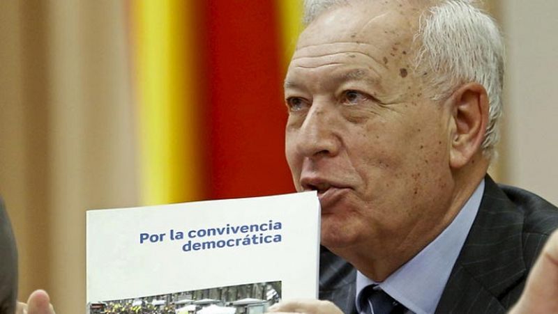 Margallo: "Estamos defendiendo a los catalanes"
