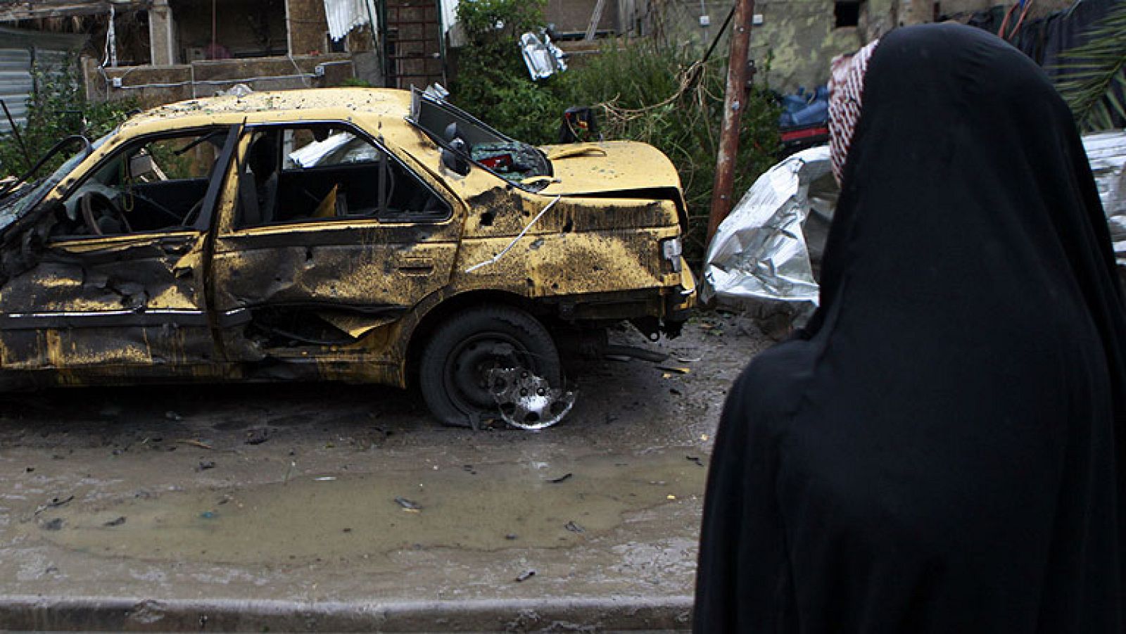  La organización no gubernamental Human Rights Watch (HRW) ha  denunciado que las autoridades iraquíes están sometiendo a mujeres a  detenciones ilegales, torturas, maltratos y, en algunos casos, a  abusos sexuales 